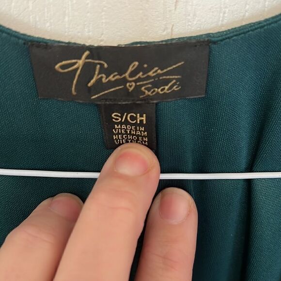 Thalia Sodi Green Sheer Decorative Sleeve Dress - Picture 5 of 7